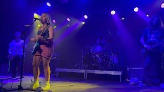 Beach Bunny live in Hawaii4k