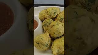 methi bhajiya मेथी पकोड़े Methi na Gota Snacks recipe #shortvideo #shorts