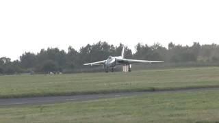 XH558 Proving test fast taxi -  6th October 2016