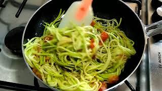 Спагетти из кабачков за 10 минут. Супер вкусно и полезноZucchini spaghetti in 10 minutes.