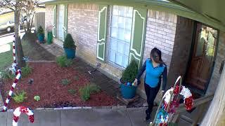 Amazon girl farts after delivering package
