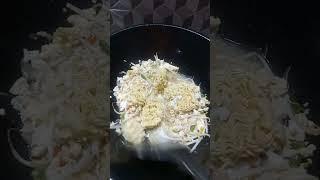 indomie goreng nyemek