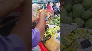 Master the Art of Mango Cutting Must-See Mango Cutting Skill Process Revealed  #shorts