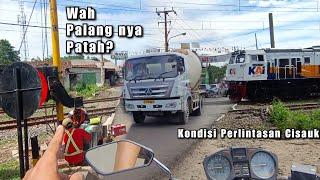 Palang Rusak? RX King Ride Ke Perlintasan Kereta Stasiun Cisauk Banyak Truk Sany FusoKA Babarandek