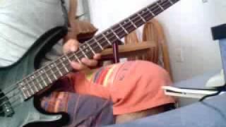 Red Hot Chili Peppers - Charlie bass cover