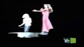 Avril Lavigne with Shania Twain performed What Made You Said That in 1998