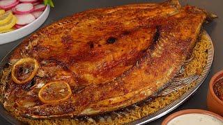 سمك مشوي في الفرن بتتبيلة مميزة جدا  مع ارز صيادية وطحينة