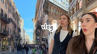 Italian vlog una passeggiata in Via del Corso una bella notizia un libro che vi consiglio Sub