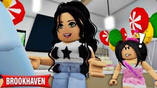 MY FAMILY LOVED MY SISTER MORE THAN ME ROBLOX MOVIE CoxoSparkle2