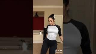 Jailyne ojeda sexy dance