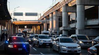 Toronto traffic has reached a point of crisis level poll