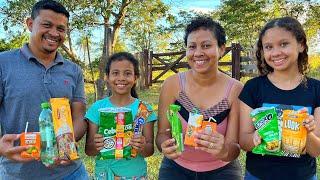 UM DIA INTEIRO COM A GENTEEXPERIMENTANDO AS COMIDAS EM LARANJA E VERDE SERÁ SE GOSTAMOS?