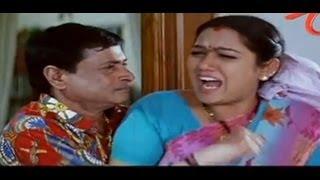 M S Narayana Hugs Hot Hema Aunty - NavvulaTV
