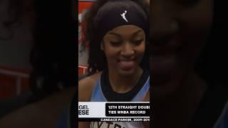 Announcer points out Reese continuing her record streak