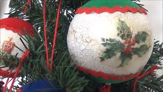 Christmas ball decoupage velvet effect & cracklesΧριστουγεννιάτικο ντεκουπάζ-εφέ βελούδο & κρακελέ