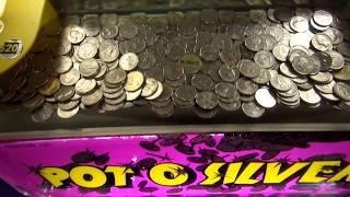 Coin Pusher Hack - Coin Caught on a Lip  Coin Pusher