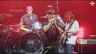 Red Hot Chili Peppers - These Are The Ways Live from the Apollo 91322