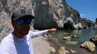 Boat tour of Milos