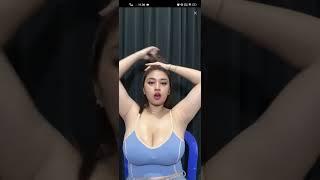 Sri Ayu Tarisa Mengkilap pake Minyak Bigo Live Hot