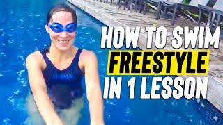 Beginner adult learns Front Crawl in 1 LESSON