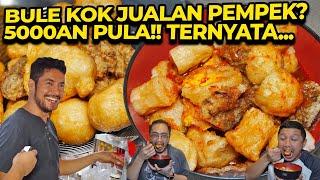 BULE  GANTENG JUALAN PEMPEK HARGA 5000AN