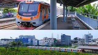 MOMENT  Two KRL KFW Depart Kampung Bandan Station
