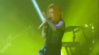 Paramore looking up live hd fox theater Pomona 0814 2012