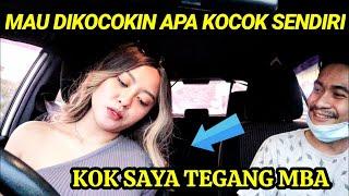 PRANK TAXI ONLINE PENUMPANG GANTENG MINTA DIKOCOKIN