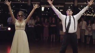 Father Daughter Surprise Wedding Guests with Epic Dance