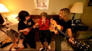 Hannah Mildred and Tommy sing Somewhere Over the Rainbow