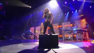 Shakira - She Wolf Americas Got Talent Finale 16-09-09.mkv