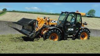 Silaging the Grass - NEW pit action with JCB 536.