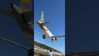 Condor A320 low landing in Skiathos