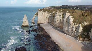 Les Falaises dÉtretat - Étretat - Seine-Maritime - Normandie - France - Hiking the cilff of Etretat