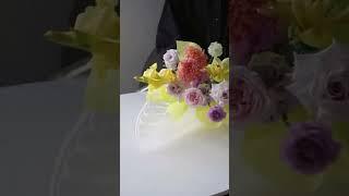 step-by-step butterfly bouquet wrapping tutorial Flower Wraps link in the bio