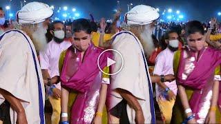 Samantha Akkineni Dance With Sadhguru At Isha Yoga Center  Singer Mangli  Maha Shiva Ratri 2021