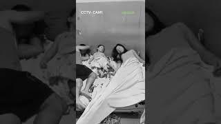 wanita cantik digenjot setan saat tidur terekam cctv  video horor