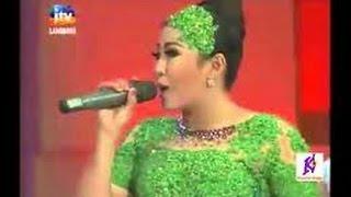 Dangdut terbaru 2014  Sagita Wiwik - sakitnya tuh di sini