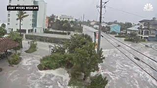 Timelapse shows devastating storm surge from Hurricane Ian in Fort Myers Florida