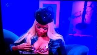 Nicki Minaj Exposing Boob grab HD