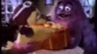 MCDONALDS COMMERCIAL FEATURING THE HAMBURGLAR