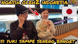 NGASIH OLEH2 INDONESIA SI YUKI SAMPE SENENG BANGET   PLUS DI AJAK YUKI KE RESTO VEGAN  ENAK