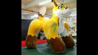 Hongyi mega inflatable furry fox toy