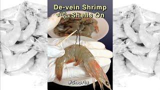 De-vein Shrimp with Shell Still On - No Knife Needed #Shorts