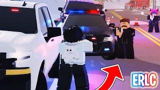 FAKE POLICE OFFICER PULLS OVER AN UNDERCOVER COP - ERLC Roblox Liberty County