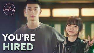 Park Seo-jun welcomes Kim Da-mi to the team  Itaewon Class Ep 5 ENG SUB