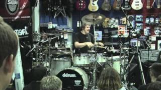 RAY LUZIER solo & Korn medley. Great sound and video