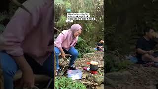 Wanita ini sedang memasak tapi kok masakannya bisa hilang ya?