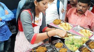 Famous Kavita Ragada Pattice in Mumbai Street  Only 20 Rs Per Plate  Mumbai Street Food