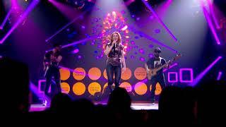 Lena Katina t.A.T.u. - Ya Soshla S Uma Live @ MuzTV Diskoteka